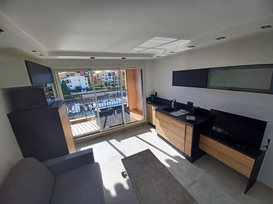 Cap'Nomad Studio Cote Mer - Balcon - Piscine - Parking Agde Buitenkant foto